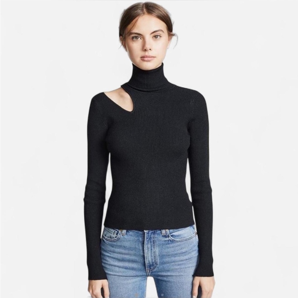 Astr the Label Vivi Black Cutout Long Sleeve Turtleneck  Sweater Sz Medium NWOT